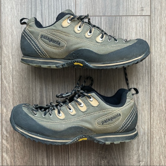 Patagonia Other - PATAGONIA Men’s Green Huckleberry Lace Up Hiking Shoe | 8.5